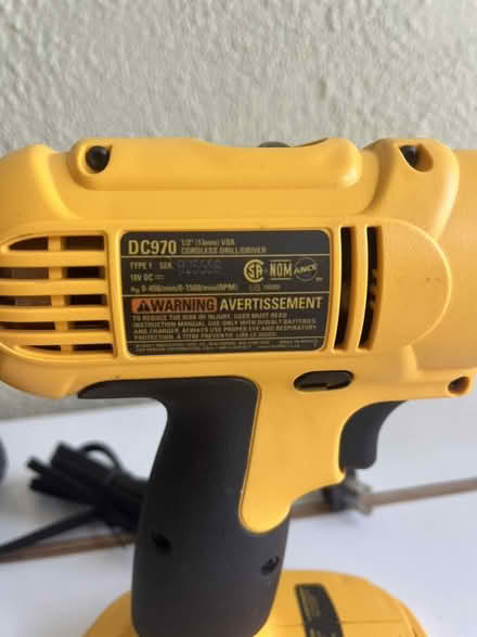 Photo of free Dewalt DC970 drill (Nr Fresh Pond & Mt Auburn Cem.) #4