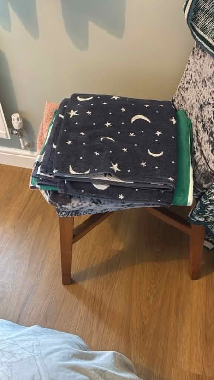 Photo of free Bath towels (Burbage SK17) #1