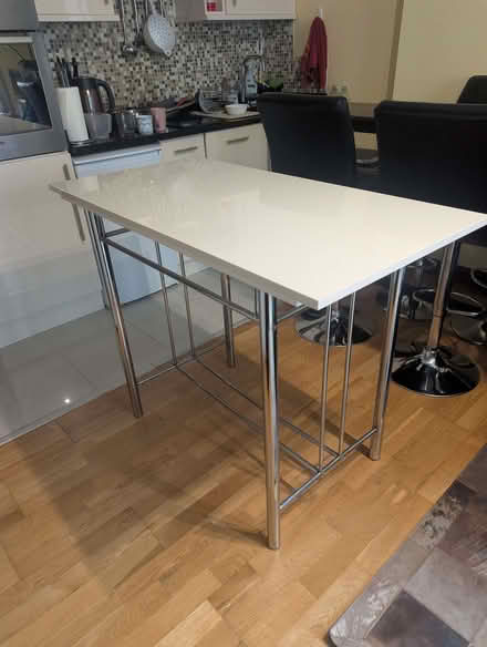 Photo of free Dining/bar table (Walworth SE17) #1