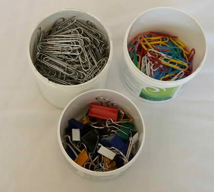 Photo of free paper clips and butterfly clips (140th and Pilot Knob) #1