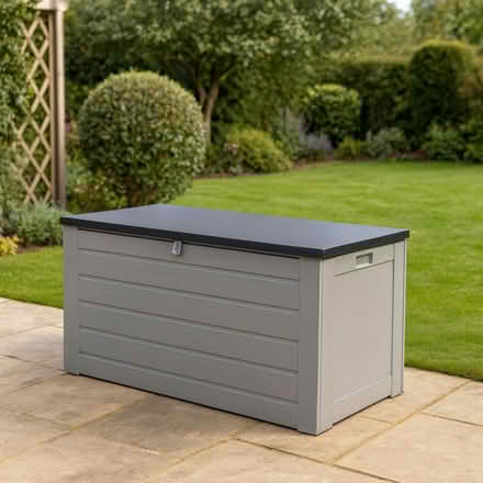 Photo of Garden Box (Banstead, SM7) #1
