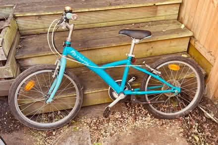 Photo of free Used child bike (Earlsfield SW19) #1