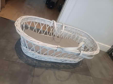 Photo of free Moses basket- white wicker (W12 0SU) #1