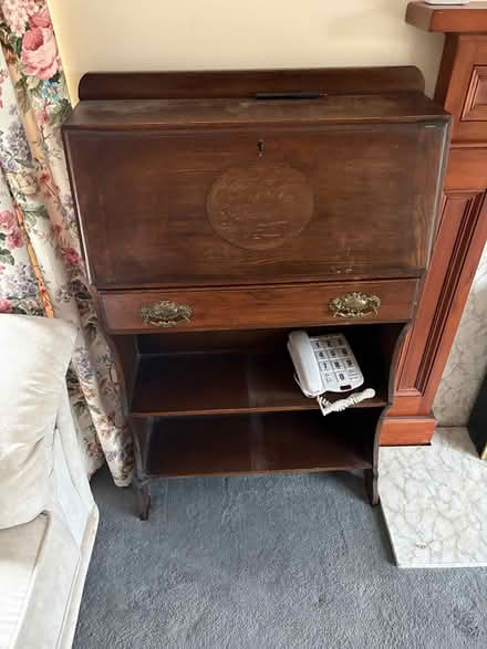 Photo of free Bureau (Ann CT7) #1