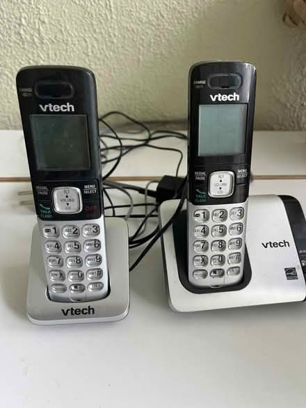Photo of free Vtech land line phone system (Nr Fresh Pond & Mt Auburn Cem.) #2