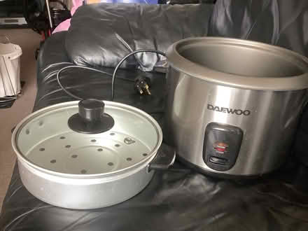 Photo of free 1.8L Rice Cooker with Steamer (Leighton Buzzard LU7) #3