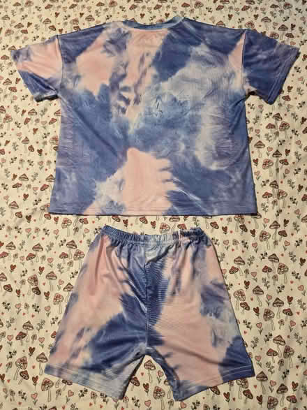 Photo of free Kid's Blue & Pink Tie-dye Set 5-6Y (West 7th) #4