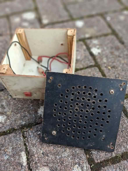 Photo of free loudspeaker (Northcourt OX14) #2