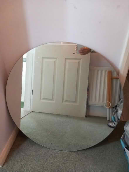 Photo of free Round mirror (Wormley EN10) #1