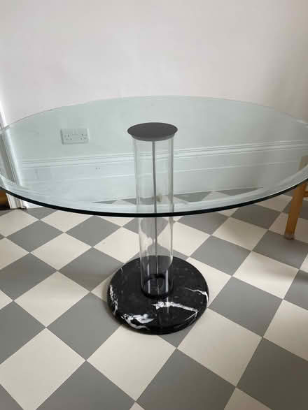 Photo of free Round table (Shepherds Bush W6) #2