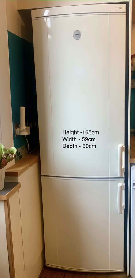 Photo of free Fridge Freezer (Polmadie G42) #1