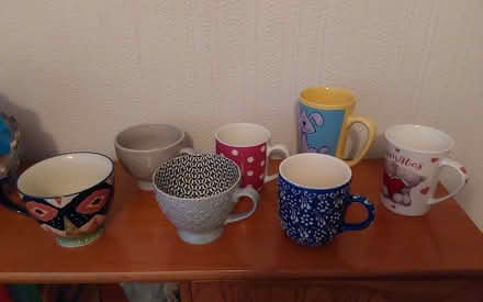 Photo of free Mugs (Bare LA4) #1