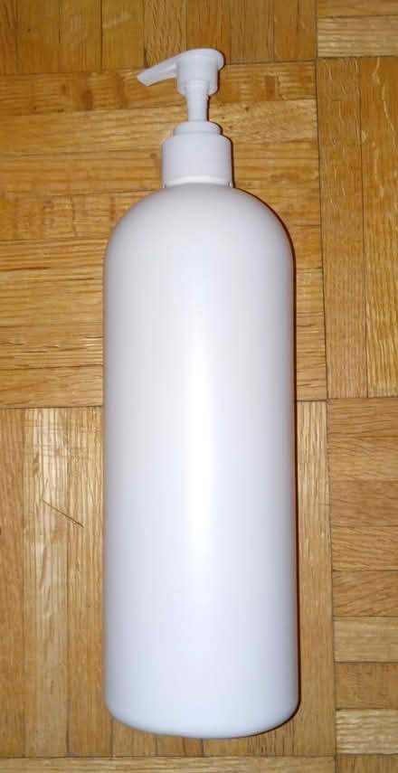 Photo of free Soap pump 900 ml (Etobicoke (Kipling /Eglinton)) #1