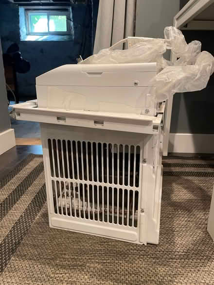 Photo of free NOMA Window air conditioner (Centretown) #2