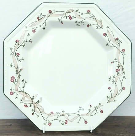 Photo of Anything Eternal Beau (Chelmsford CM1) #1