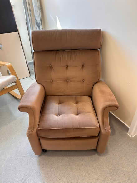 Photo of free Armchair (Burgh Heath SM7) #1