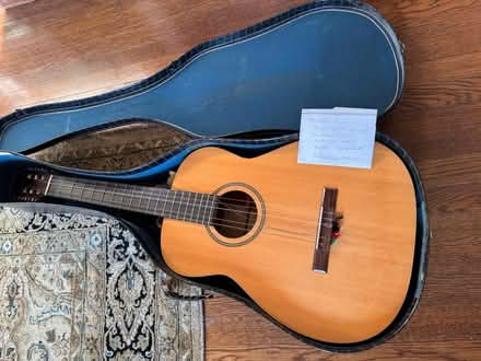 Photo of free Folk guitar (Capitol Hill) #2