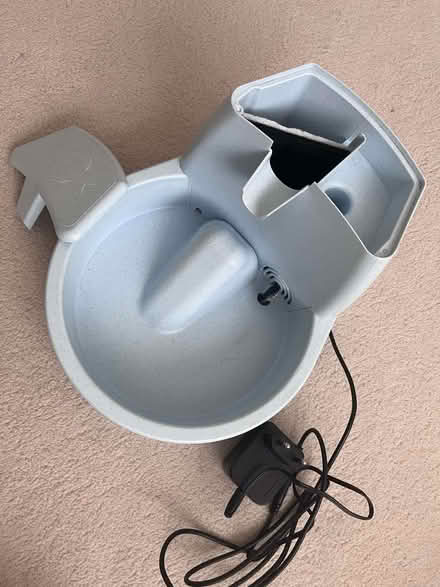 Photo of free Petsafe fountain for cats or small dogs (St. John's Wood NW8) #3