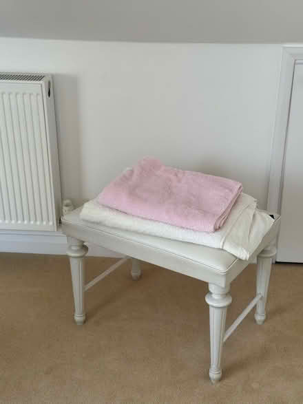 Photo of free White stool (Holyport SL6) #1