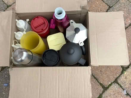 Photo of free Assorted kitchen things (HG1 near to the hospital) #1