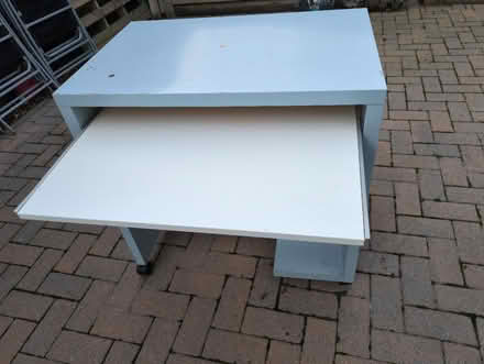 Photo of free Desk (Havant PO9) #2