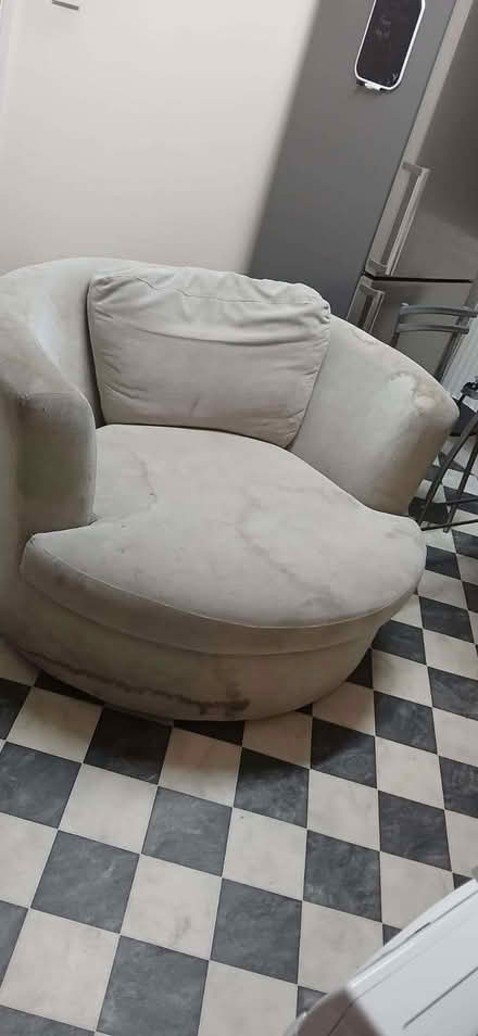 Photo of free Sofa and centre table (Dover CT17) #3