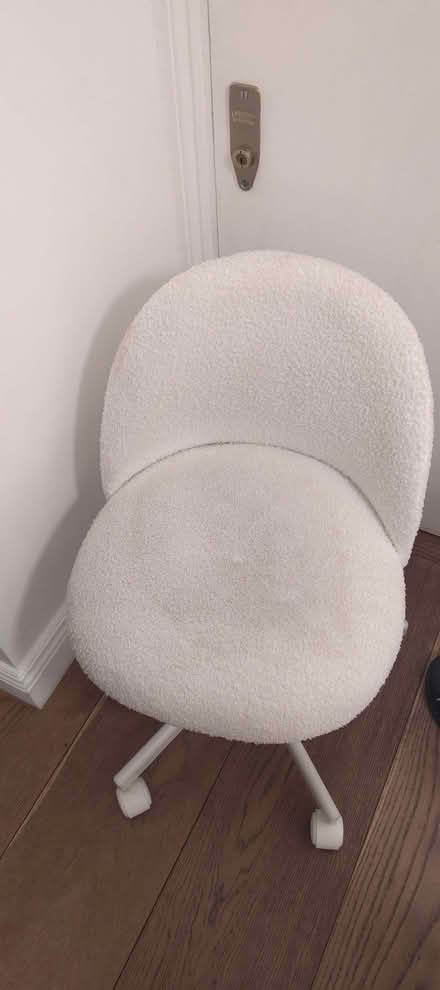 Photo of free Child chair (Pimlico SW1W) #1