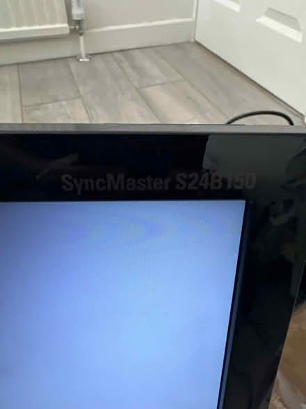 Photo of free Samsung Monitor - 24 inches (Hazlemere HP15) #2