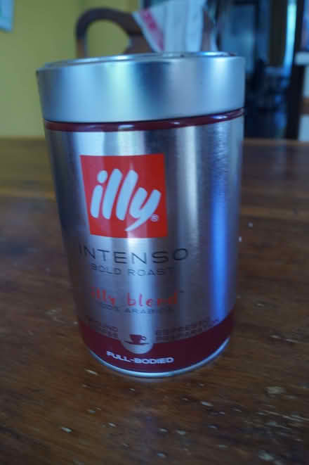 Photo of free Empty Coffee tins (Pinkneys Green SL6) #1