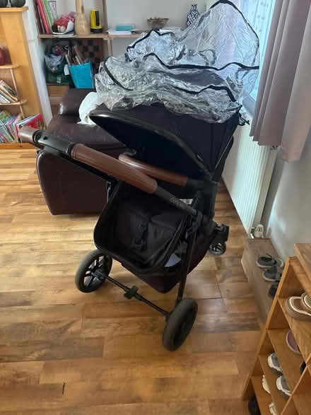 Photo of free Icklebubba pram (BS9) #1