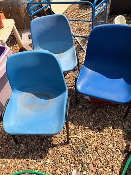 Photo of free Children’s plastic chairs (Kingston Bagpuize OX13) #2