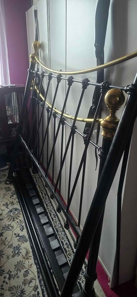 Photo of free Bed frame (Ne54dh) #1