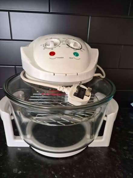 Photo of free Halogen oven (Morecambe LA4) #1