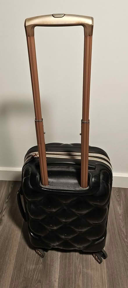 Photo of free Black IT Hard Shell Suitcase (Meir ST3) #2