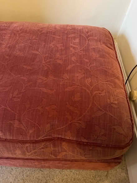 Photo of free Footstool/Ottoman with pull out bed (Waterlooville) #3