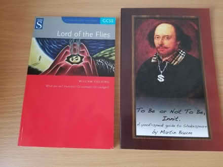 Photo of free English GCSE revision books (Gloucester GL1) #1