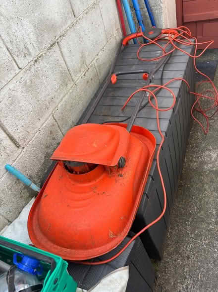 Photo of Flymo lawnmower (Dún Laoghaire) #1
