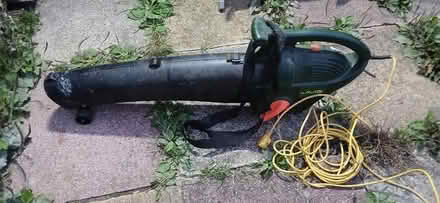 Photo of free Leaf vacuum/blower (Waterlooville PO8) #2