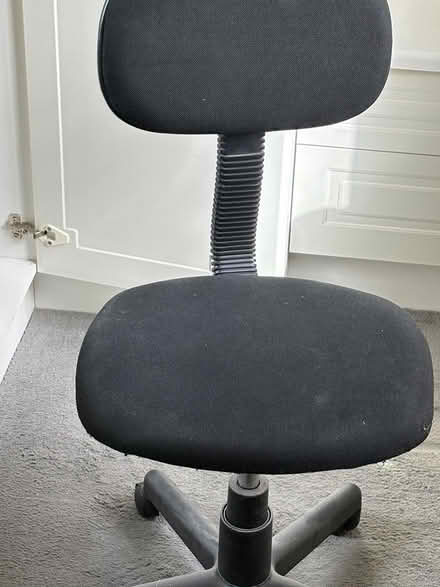 Photo of free Chair (Ann CT7) #1