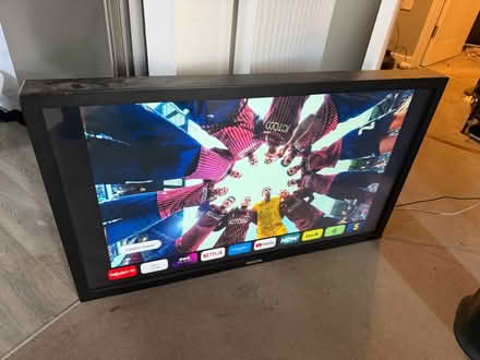 Photo of free 40 inch TV (Whitehouse MK8) #4
