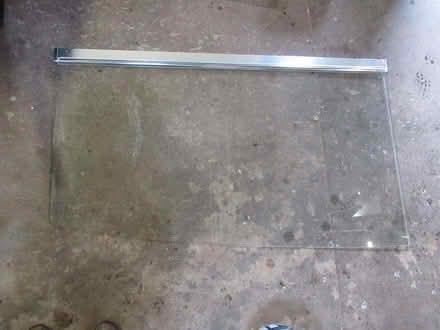 Photo of free Bath glass end and side panels (Corsock DG7) #4