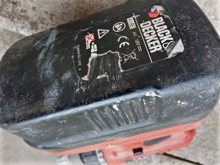 Photo of Battery charger (ST1 Hanley) #3