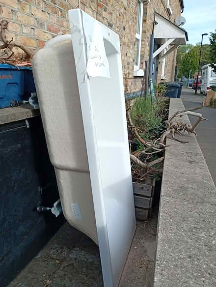 Photo of free Bath (Ladywell SE13) #2