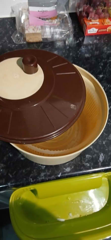 Photo of free Various kitchen items (Waterlooville PO8) #2
