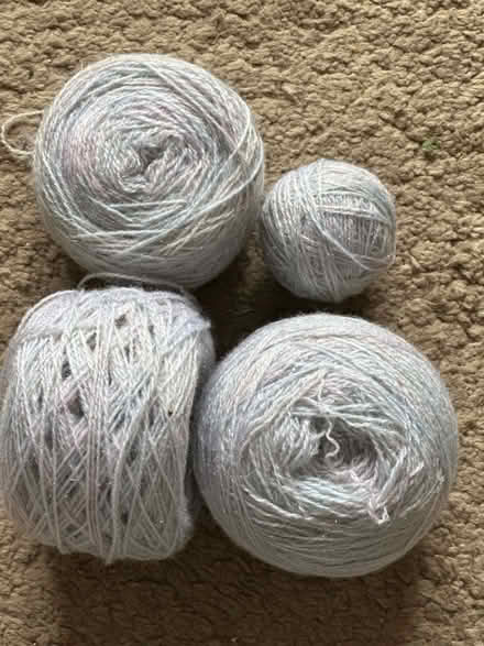 Photo of free 2 ply acrylic yarn (Sanderstead CR2) #1