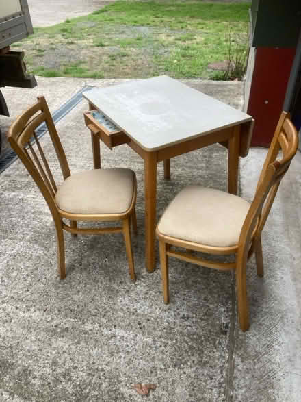 Photo of free Small table and 2 chairs (Dorstone HR3) #1