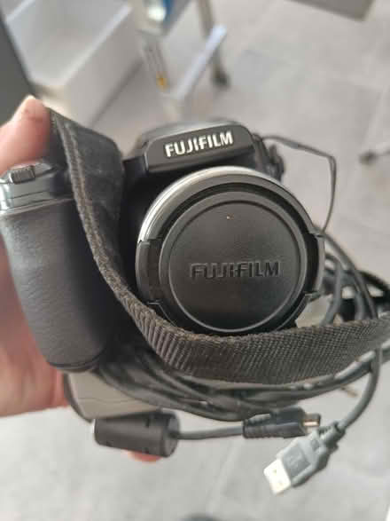 Photo of free Not working photo camera (Southbourne PO10) #1