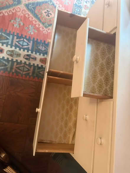 Photo of free White dresser (Upper west side 80s) #3