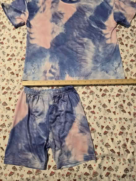 Photo of free Kid's Blue & Pink Tie-dye Set 5-6Y (West 7th) #3