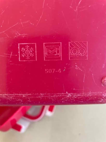 Photo of free 2 lunch boxes (Farnham,lower bourne) #4